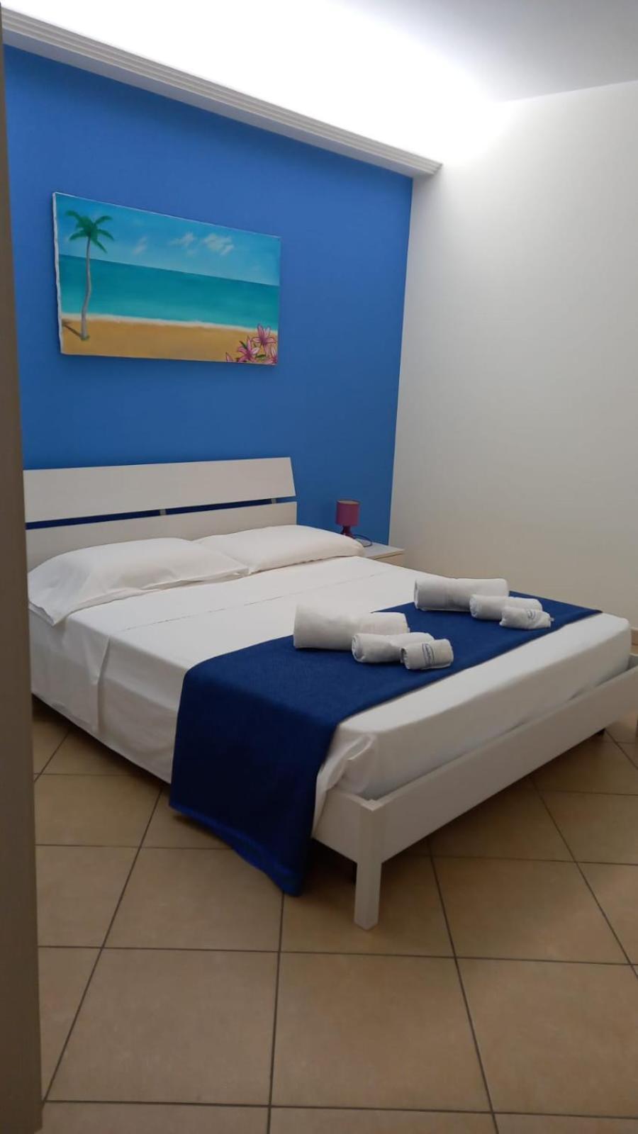 Residence Fronte Mare Santa Maria Del Focallo Exterior photo