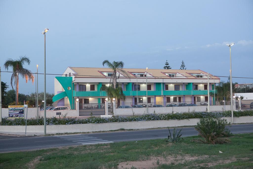 Residence Fronte Mare Santa Maria Del Focallo Room photo